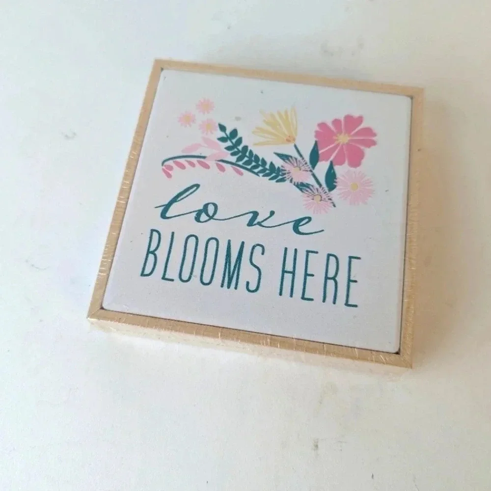 NWT Small Wooden Plaque